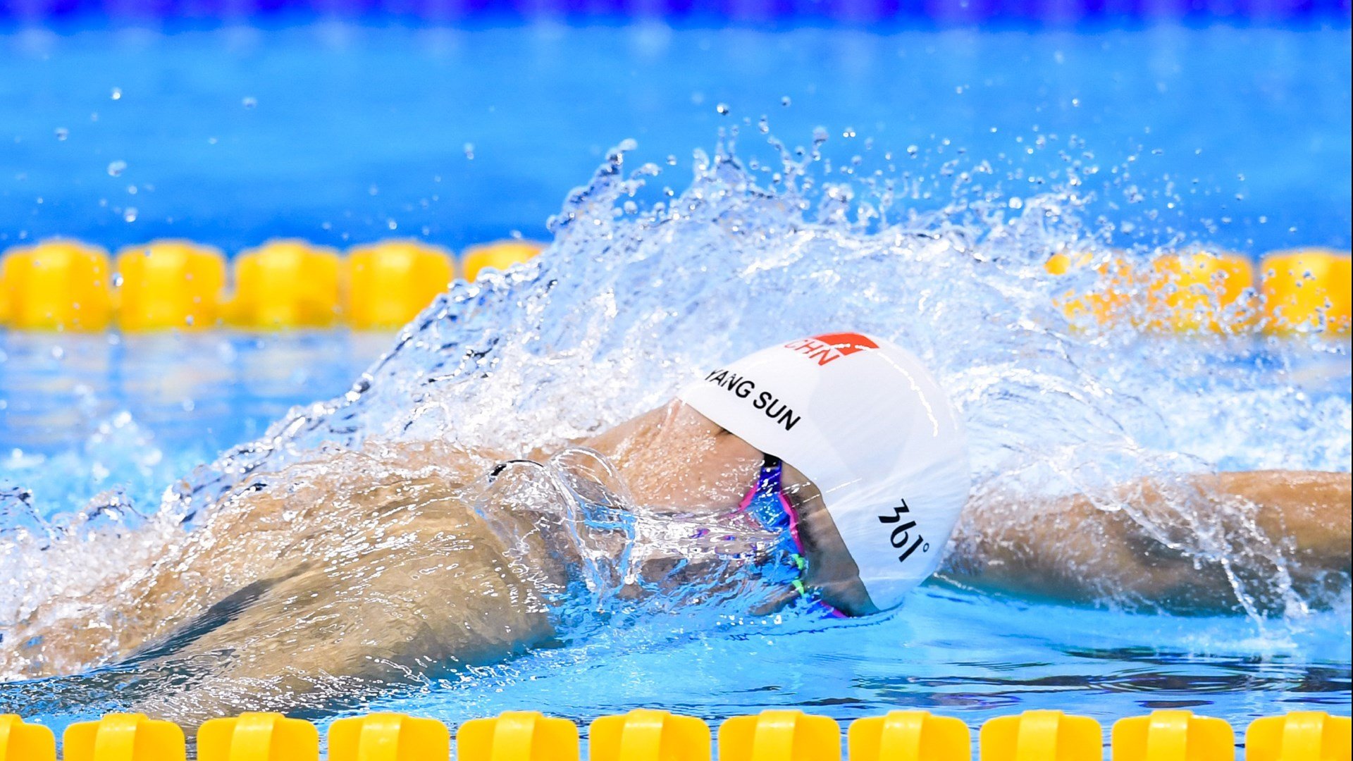 igame vip-关键封盖：李磊最后时刻成功封堵上海队投篮！，李磊 上海